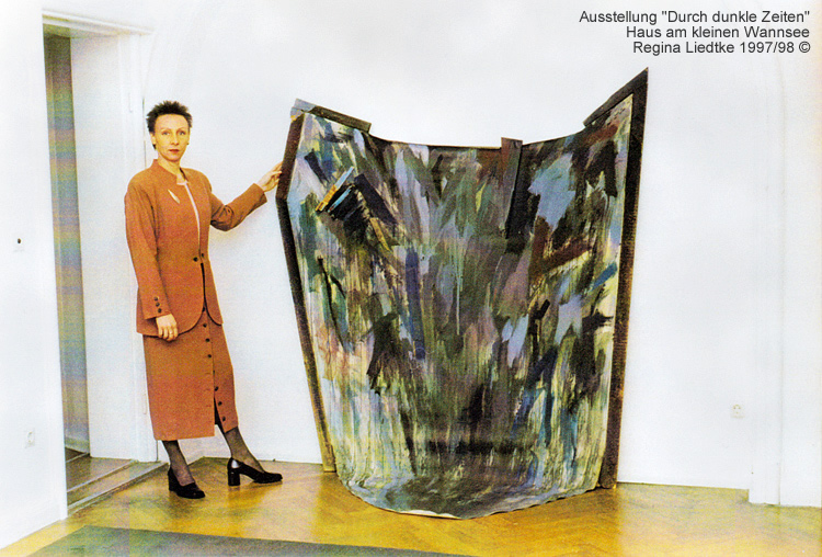 Ausstellung Durch dunkle Zeiten von Regina Liedtke 1997